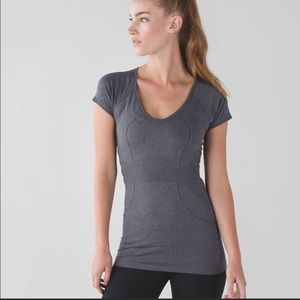 Lululemon Swiftly Tech V-Neck - Heathered Black